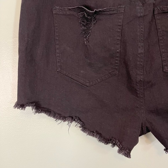 REFUGE By CHARLOTTE RUSSE Short Womens 20 Hi Rise Cheeky Distressed Black NWT - Picture 6 of 8